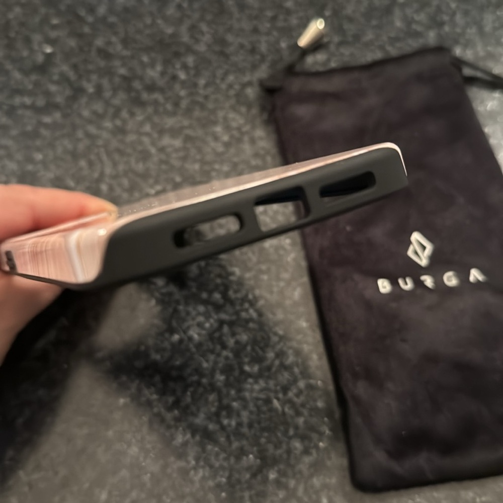 Burga: iPhone 12pro Max Case - Picture 5 of 9